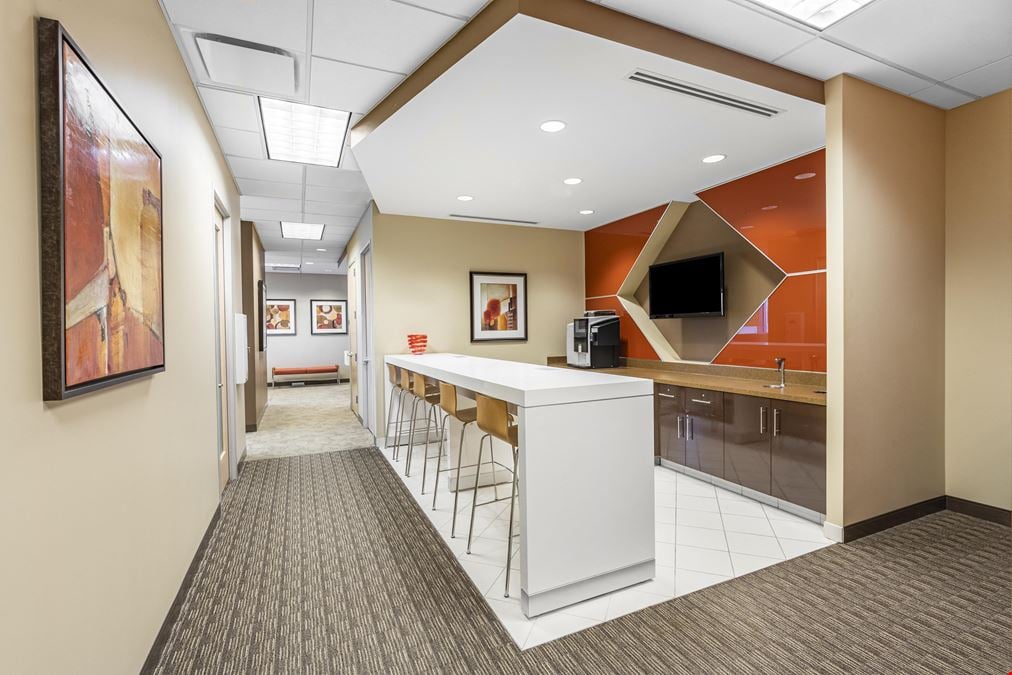Regus - Hoffman Estates - Forbs Ave