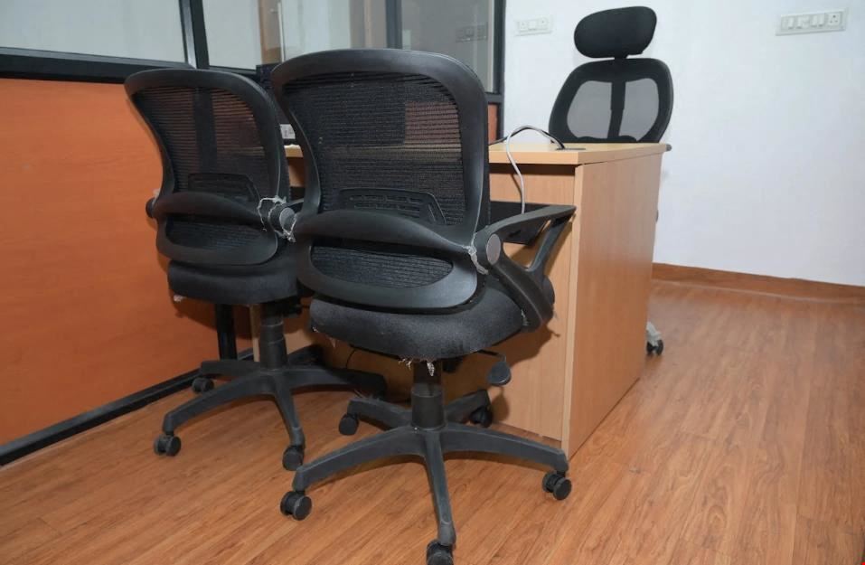 Aarna Coworking & Business Hub - Vishveshriya Nagar