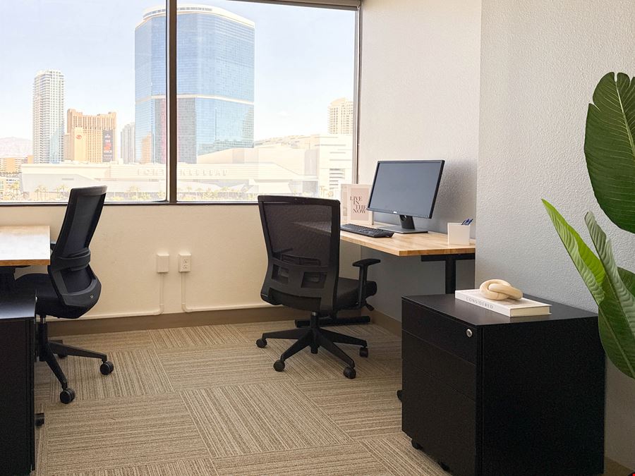 NV, Las Vegas - Convention Center Dr.