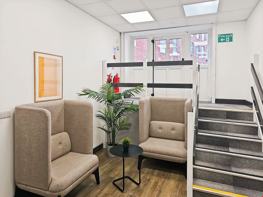 Regus - Oldham Chambers Business Centre