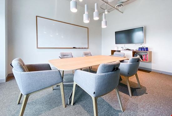 BC, Vancouver - 525 West 8th Avenue