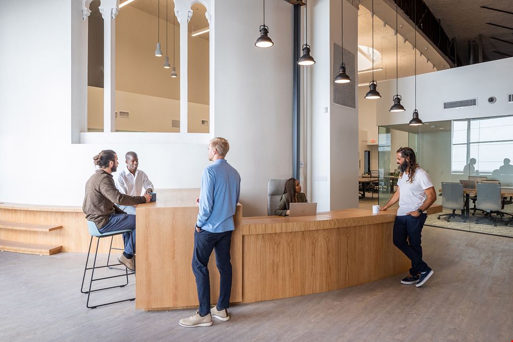 Local Collaborative Hermosa