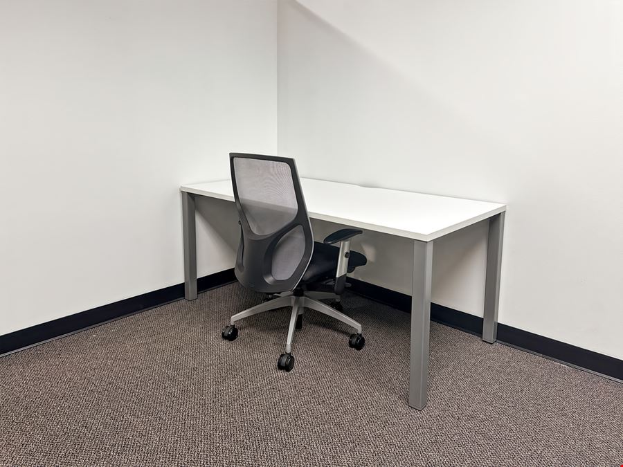 LA, New Orleans - Energy Centre Building