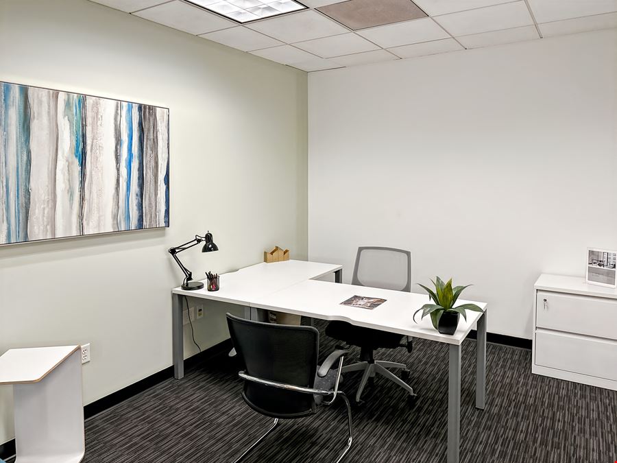 CA, Woodland Hills - Warner Center