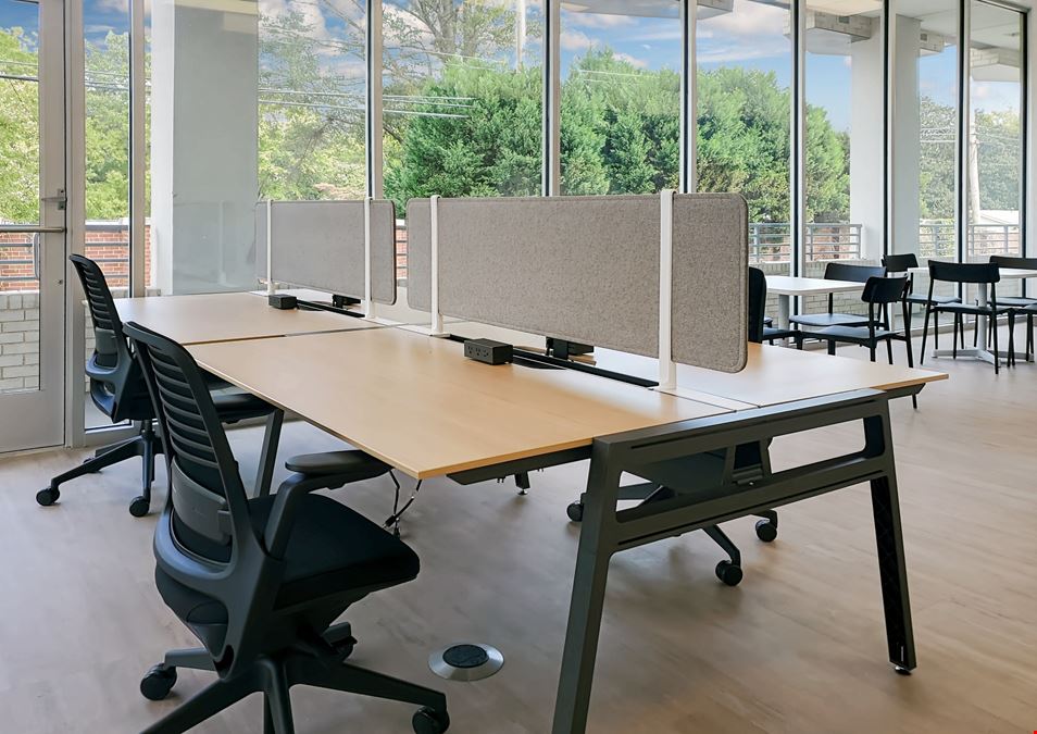 NC, Charlotte- E Independence