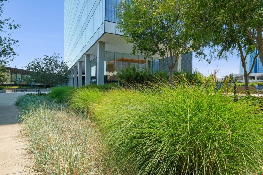 4727 Executive Drive