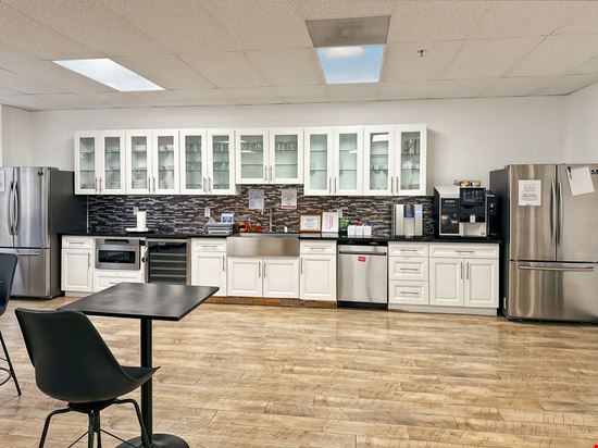 CA, Santa Ana - W Civic Center Dr