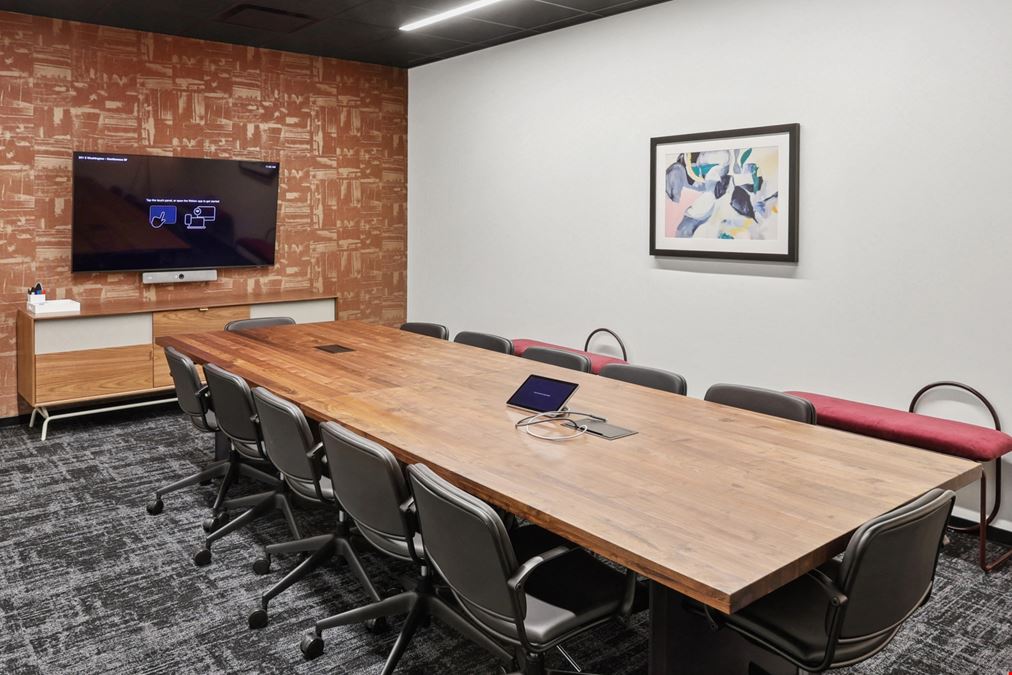 201 East Washington Street