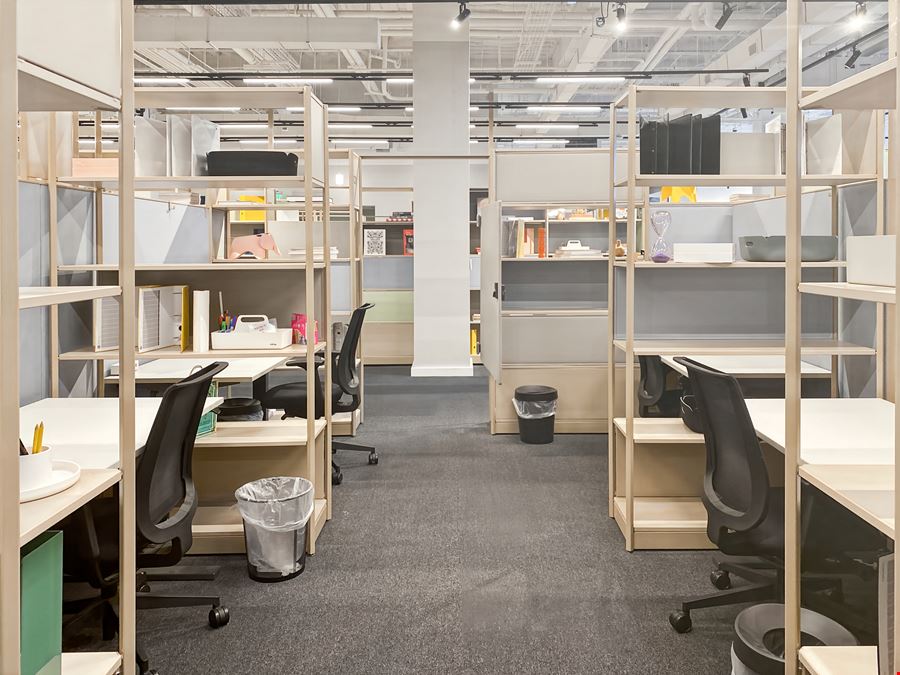 LA, Baton Rouge - 10202 Perkins Rowe