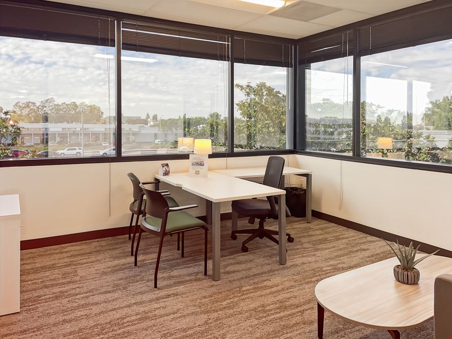 CA, Costa Mesa - Harbor Blvd