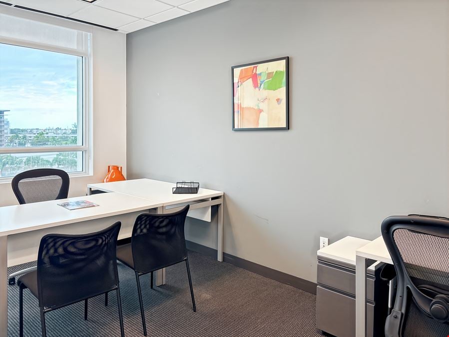 Regus - Causeway Square Centre