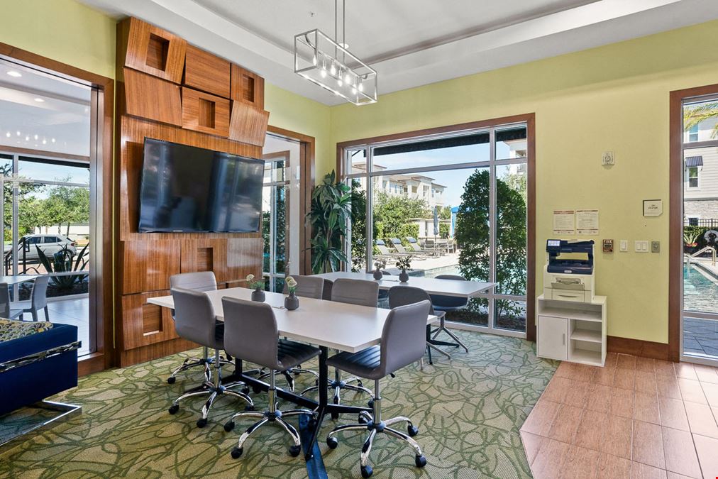 Apt CoWork at The Marq Highland Park