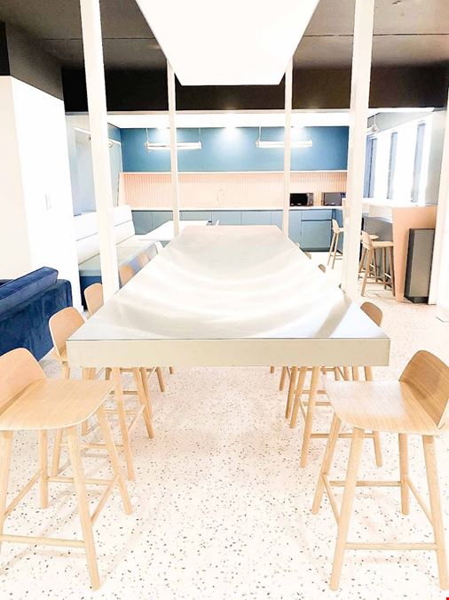 Hiptown Pont de Sèvres