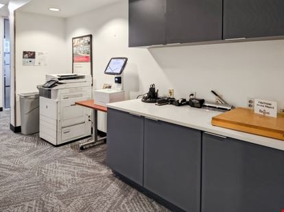Regus - Kansas City - Crown