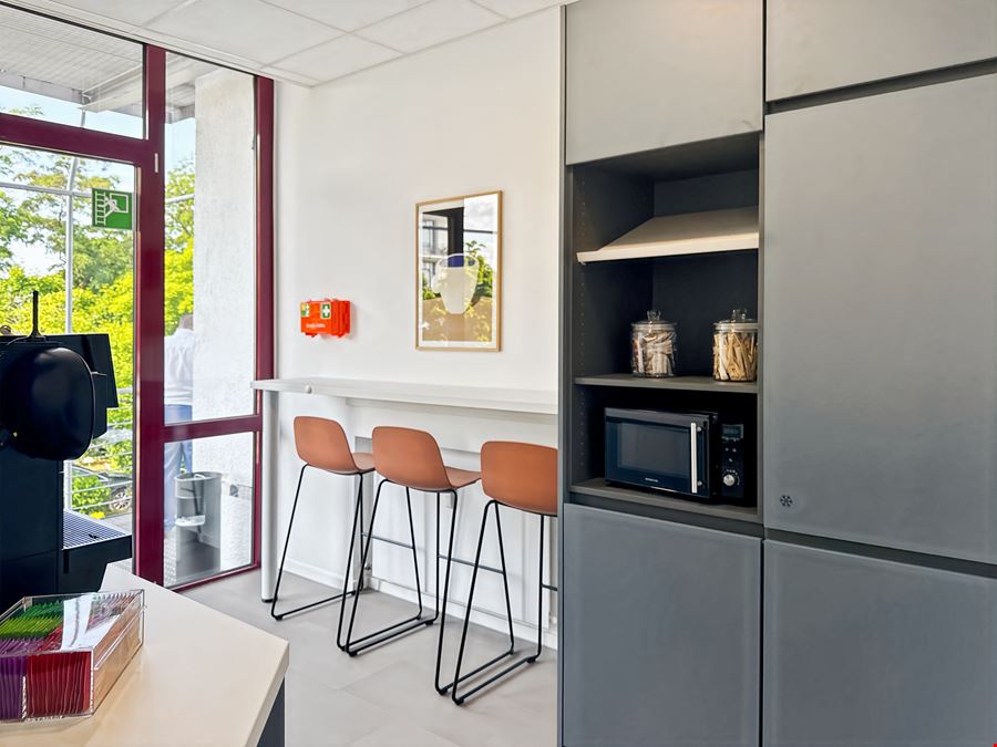 Regus - Röslerstraße