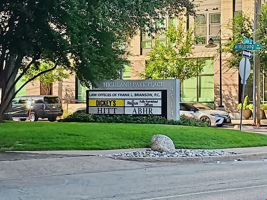 TX, Dallas Downtown - Highland Park Place