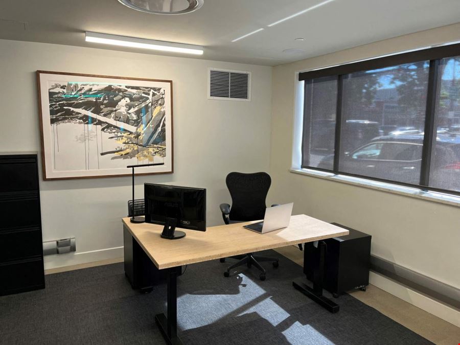 Window Dedicated Desk