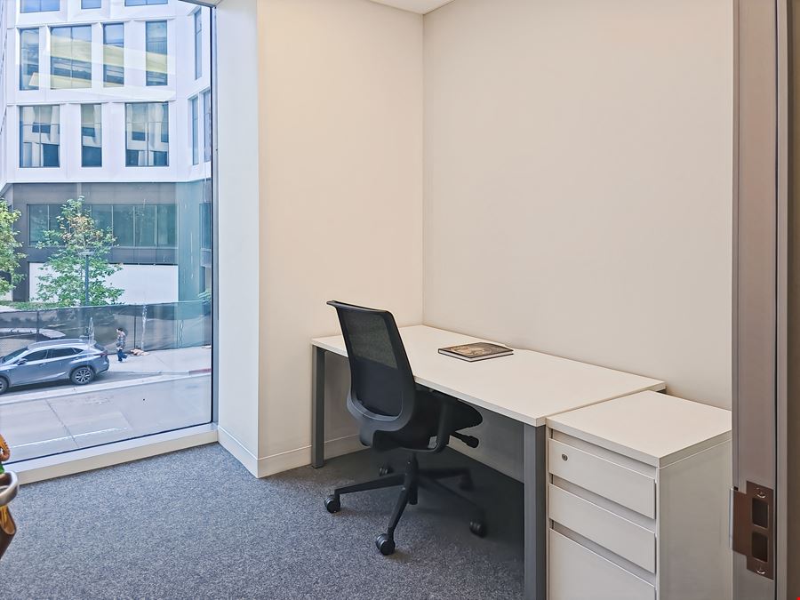 CA, San Diego - 770 First Avenue