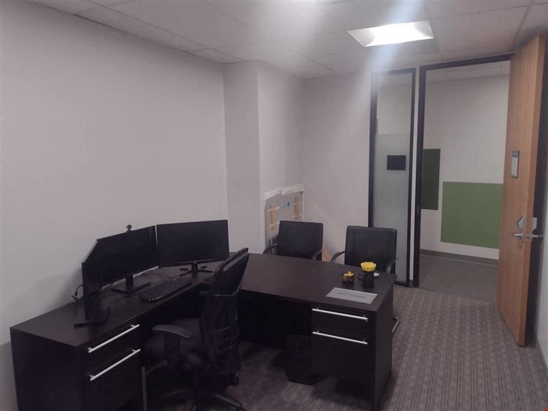 Workstyle Flexible Spaces - 14800 Quorum Drive