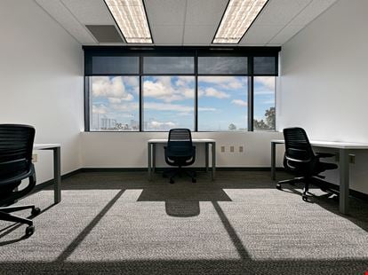 Regus - Nashville - 1 Music Circle