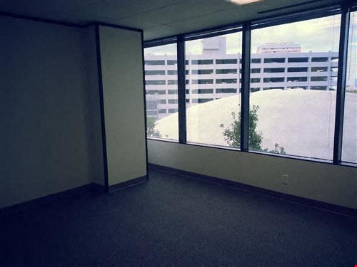 7322-7324 Southwest Freeway