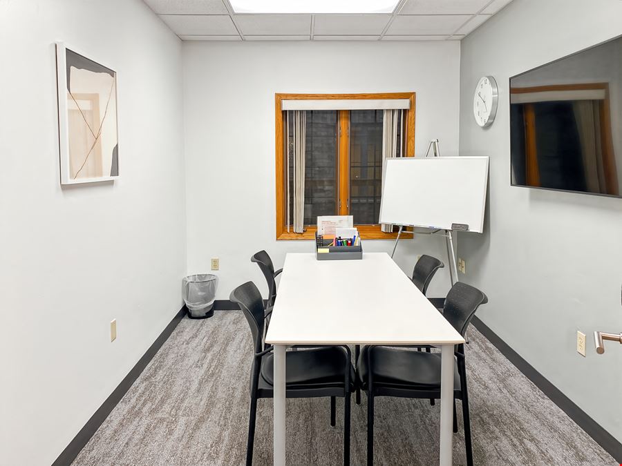 WI, Green Bay - Velp Ave.