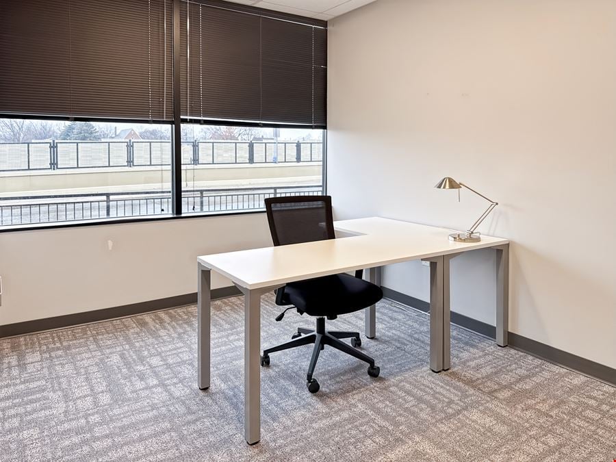 Regus - Wauwatosa - Honey Creek Corporate Center