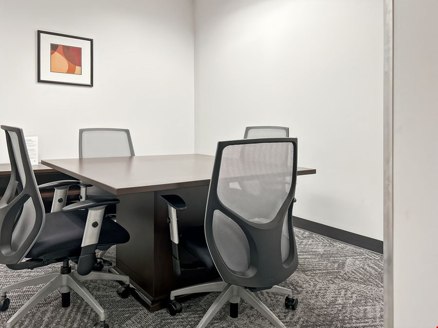Regus - Charlotte - Toringdon