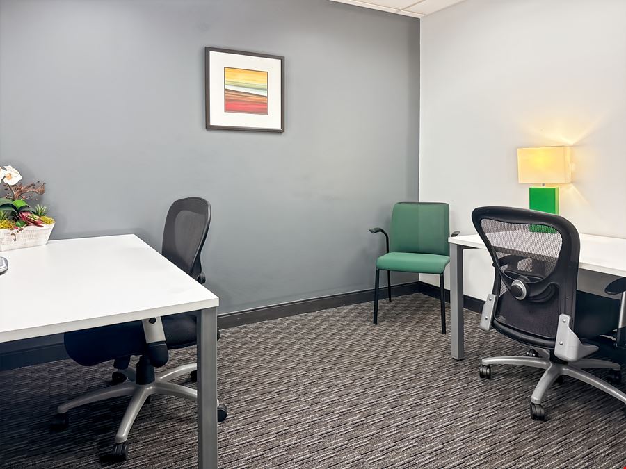 LA, New Orleans - Metairie - One Lakeway