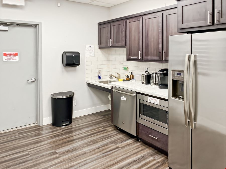 Regus - Citrus Heights - Kingswood Drive