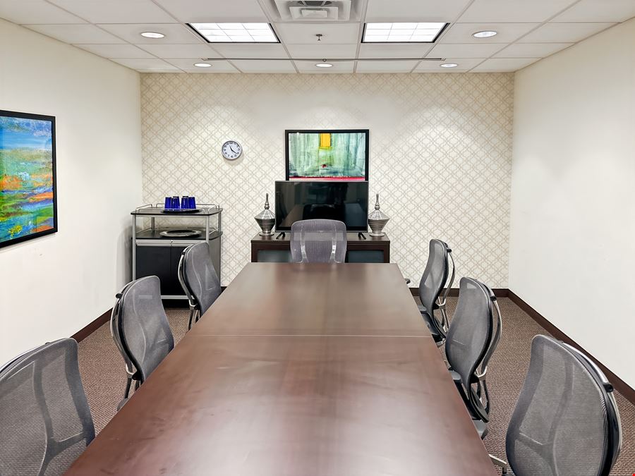 Regus - Dearborn