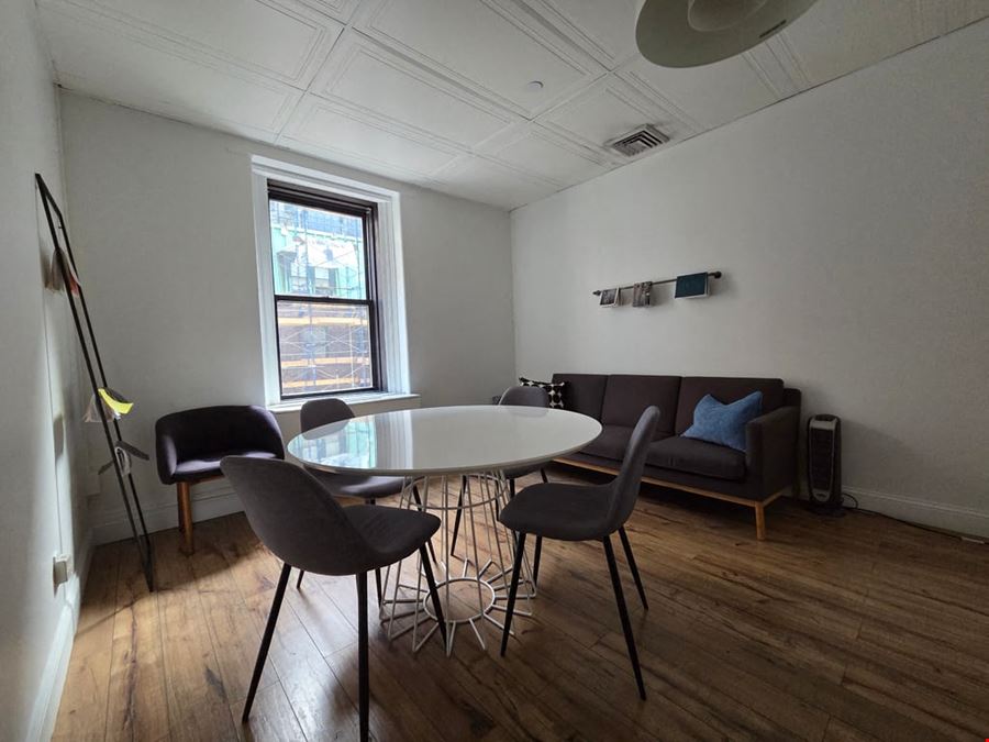 704-G Private Office for 4 in Midtown