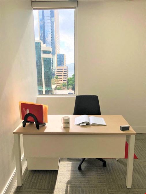 Private Office up to 2 people - External View