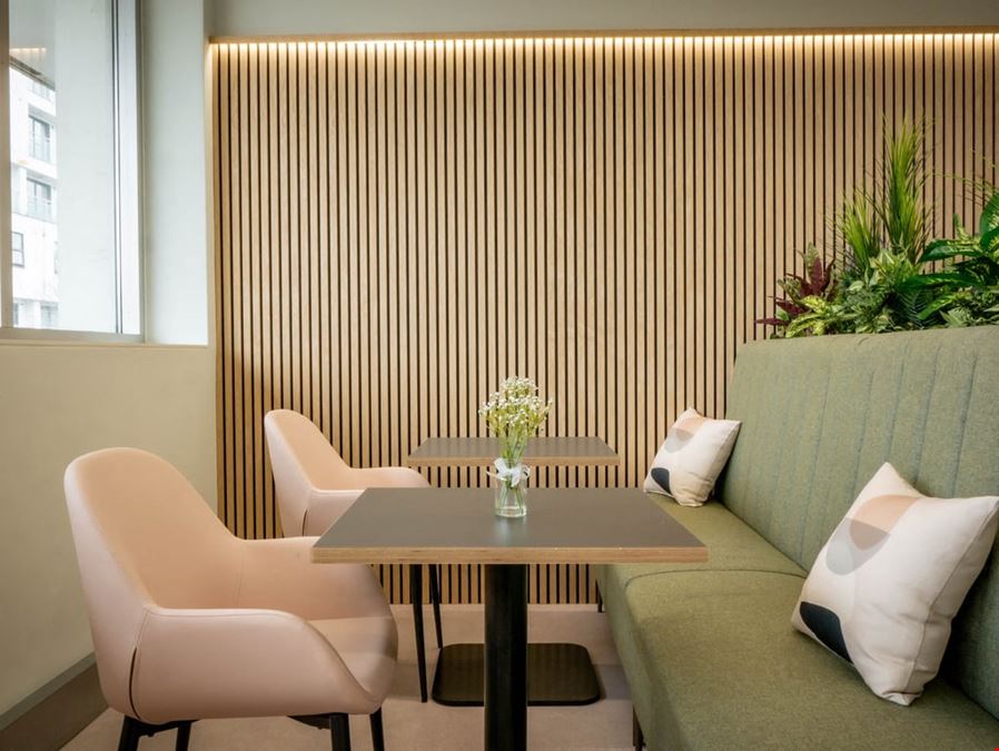 The Quad - ONE Lexicon