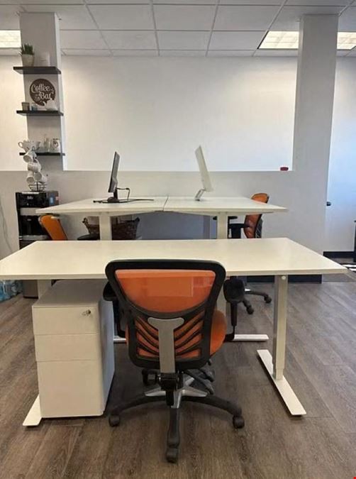 Hot Desk