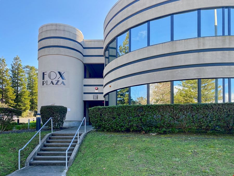 CA, Santa Rosa - Neotomas Ave