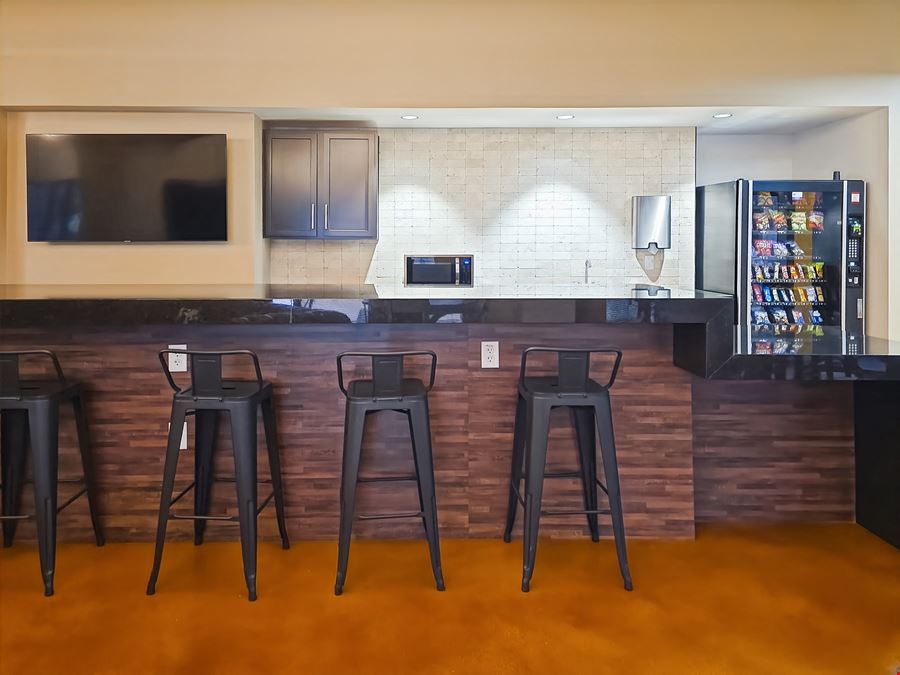 TX, Windcrest - Fourwinds Dr