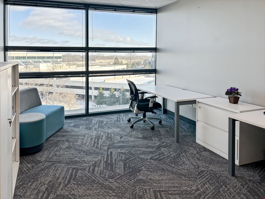 Regus - Indianapolis - Parkwood Crossing Center