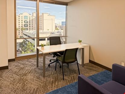 Regus - Las Vegas - Howard Hughes Parkway