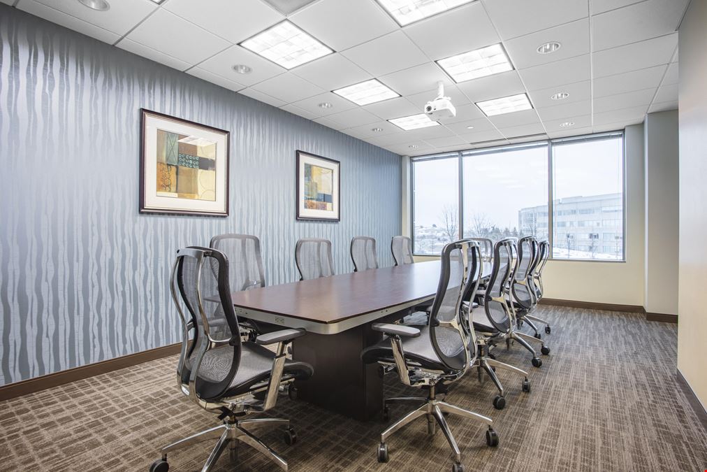 Regus - Glenview - Prairie Glen