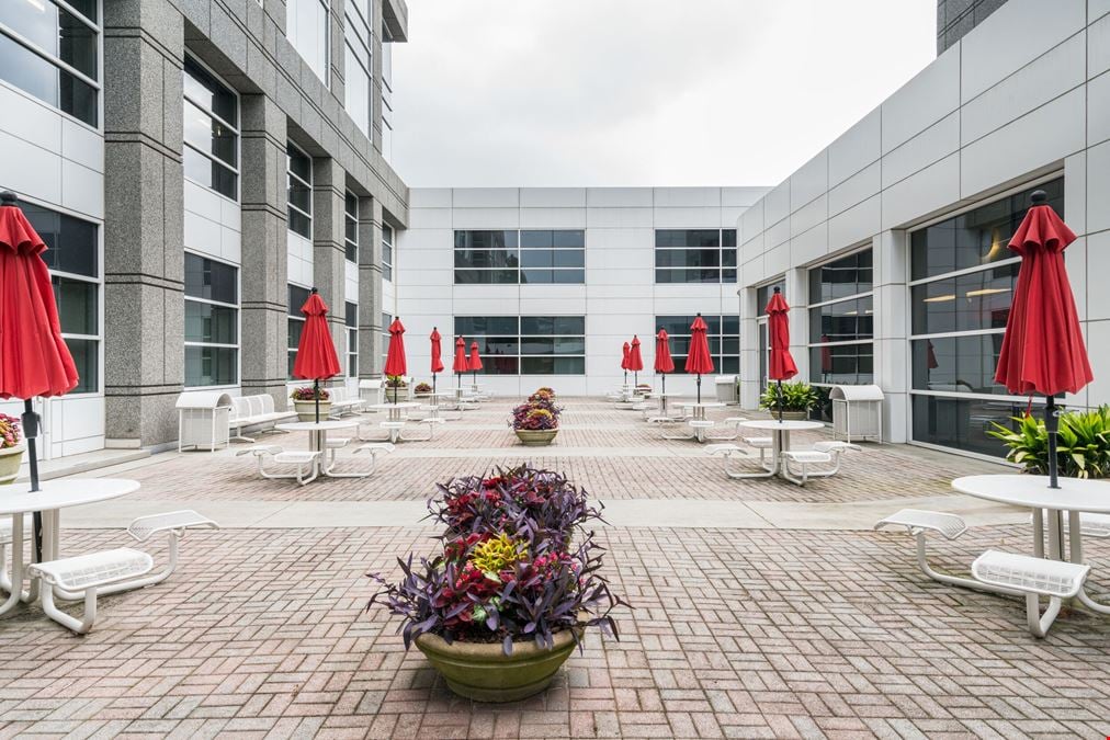 1155 Perimeter Center West