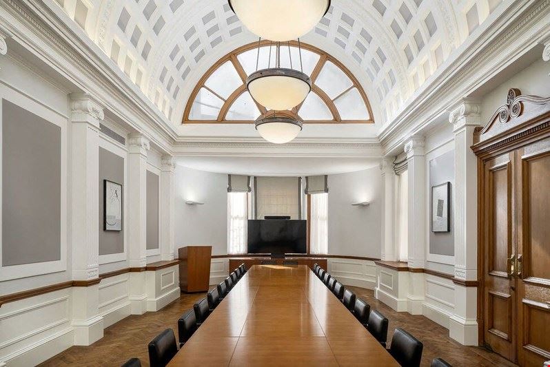 Argyll - Central Court