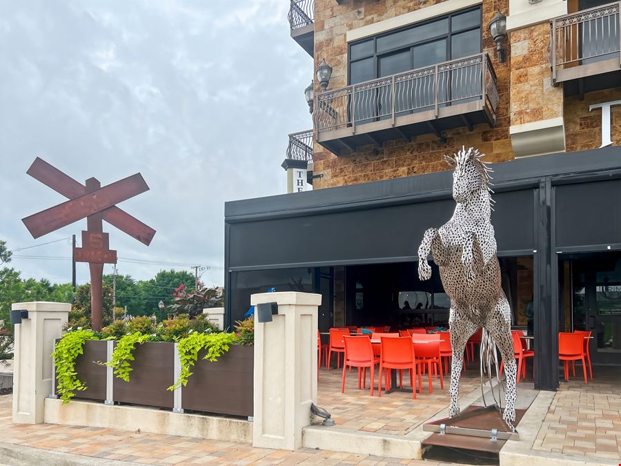 TX, Burleson - E Renfro St