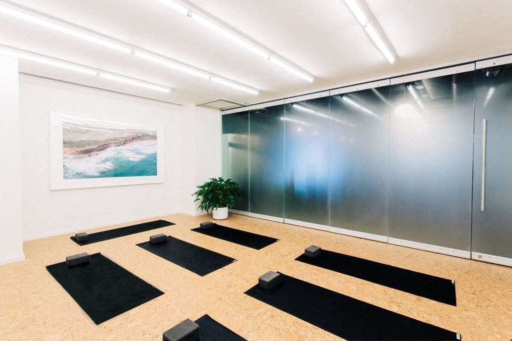 Primary - 26 Broadway