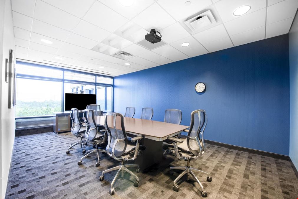 Regus - Austin - River Place