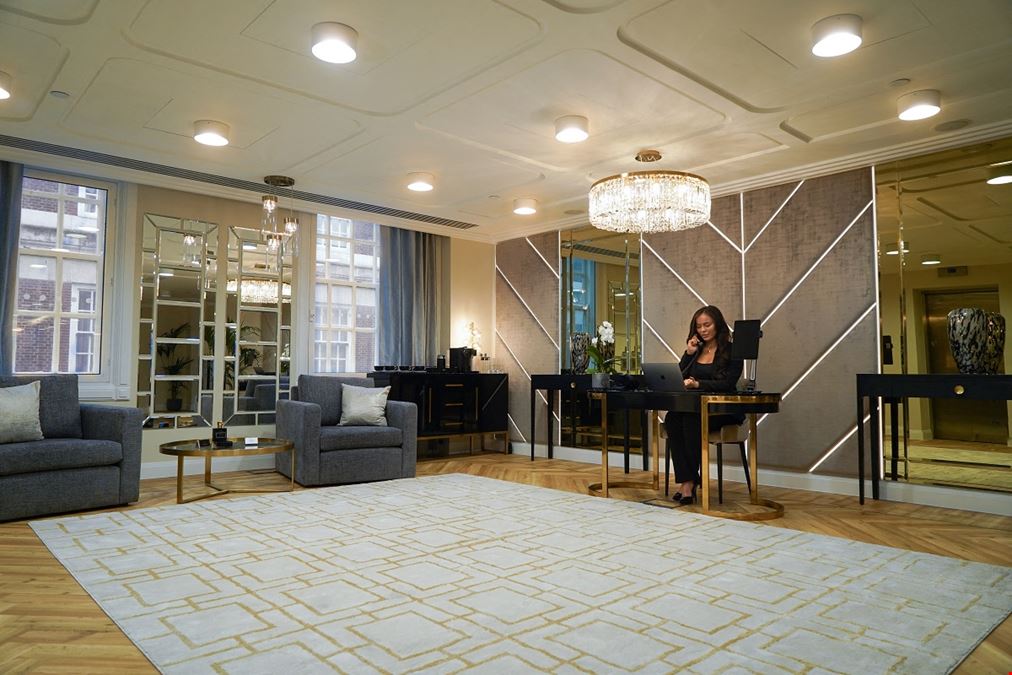 One Avenue Group - North Row