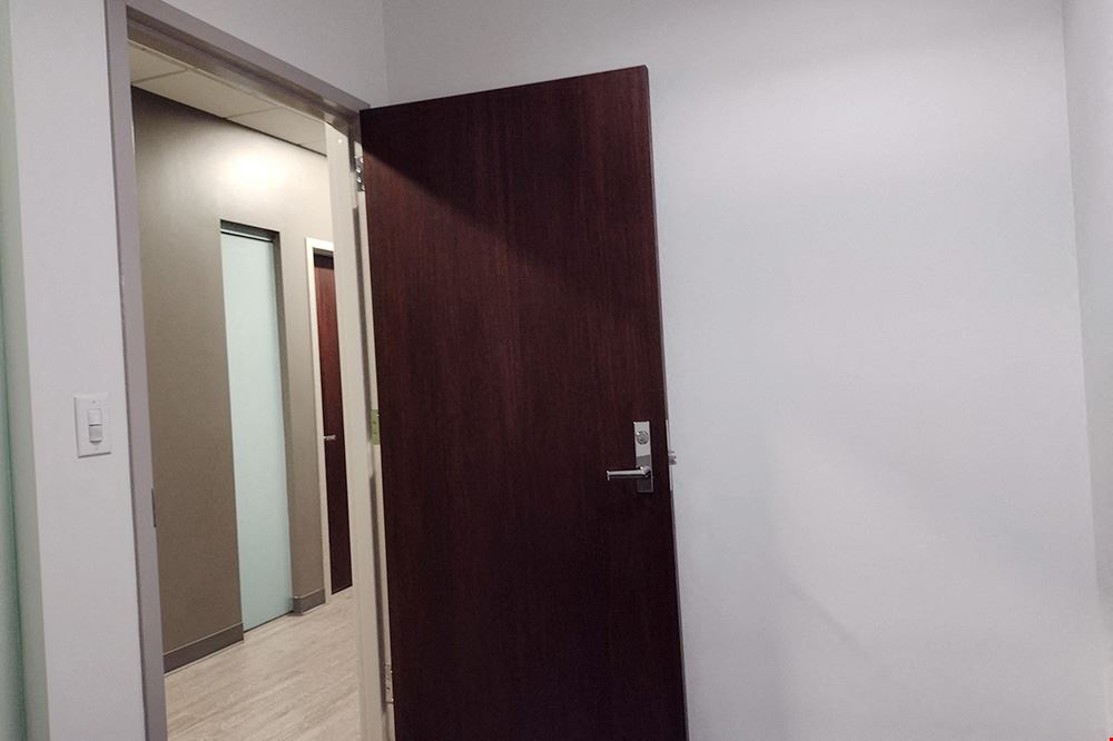 1995 North Park Place