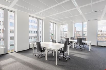 Regus - Tukwila - 6720 Fort Dent Way