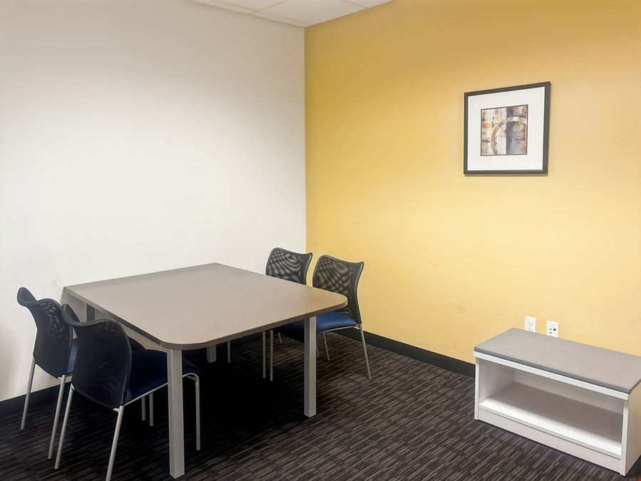 CA, Chula Vista - Gateway Chula Vista