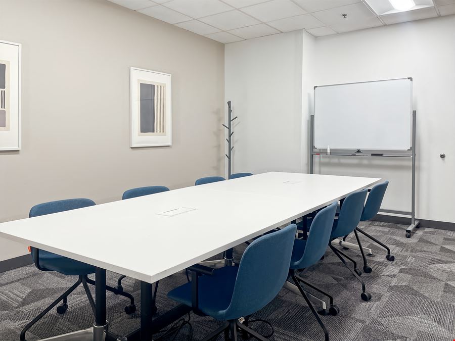 IL, Naperville - South Washington St